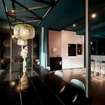 Nomads By Suite030 High Class Apartments, 1-2 Bedrooms *