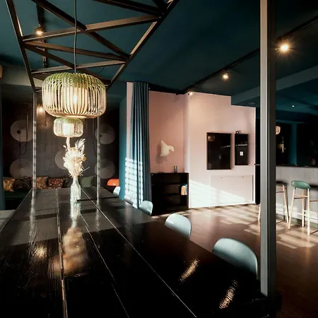 Nomads By Suite030 High Class Apartments, 1-2 Bedrooms *