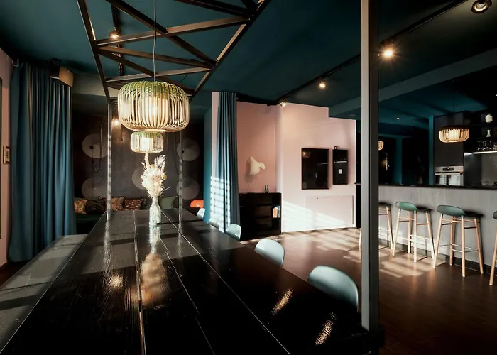 Nomads By Suite030 High Class Apartments, 1-2 Bedrooms *